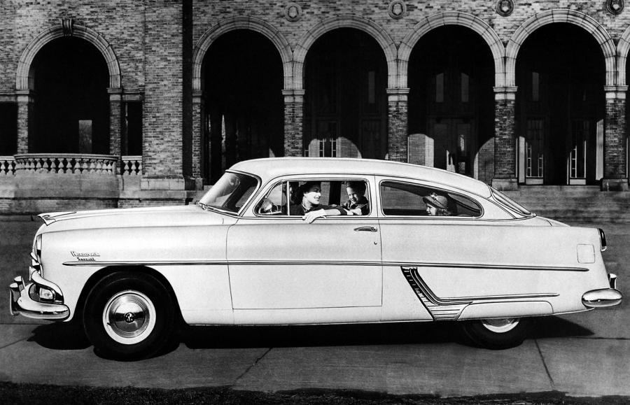  Hudson Hornet Special Club Sedan (6D) 1954 года  (фото 1 из 2)